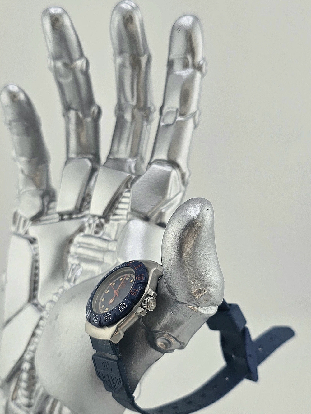 Tag Heuer Formula 1 Watch - Picture 5 of 9